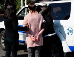 PDI detuvo a dos mujeres por microtráfico en Futrono
