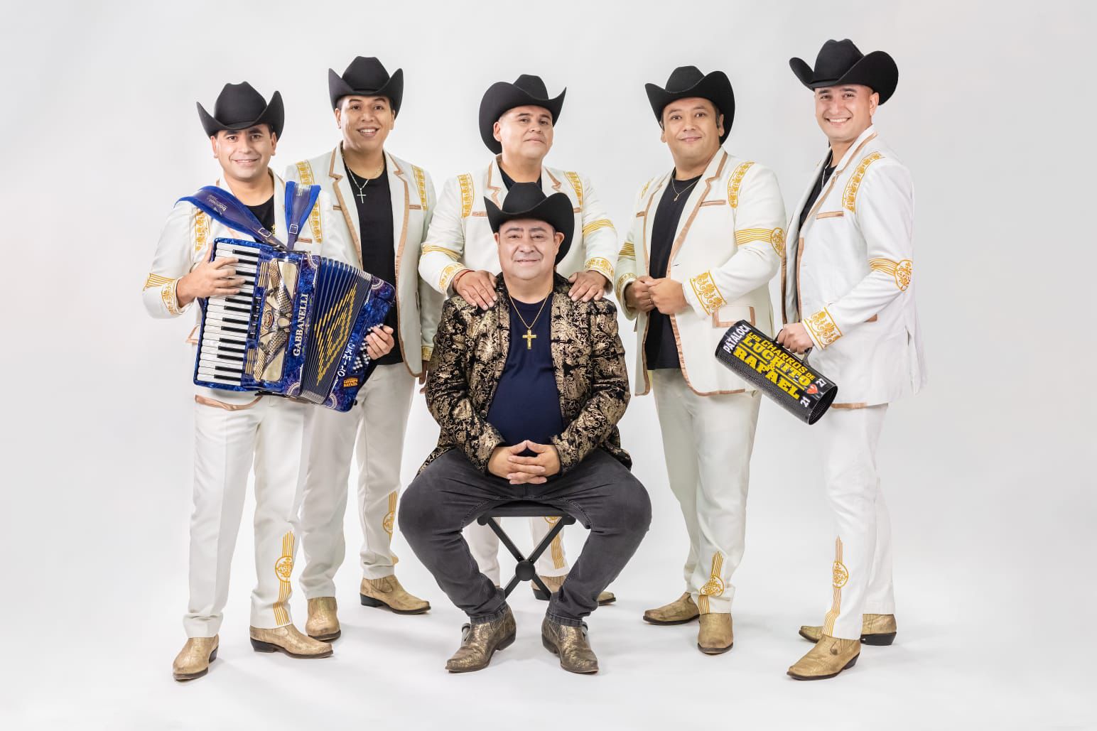 “Los Charros de Luchito y Rafael” celebran 20 años de carrera en el Dreams