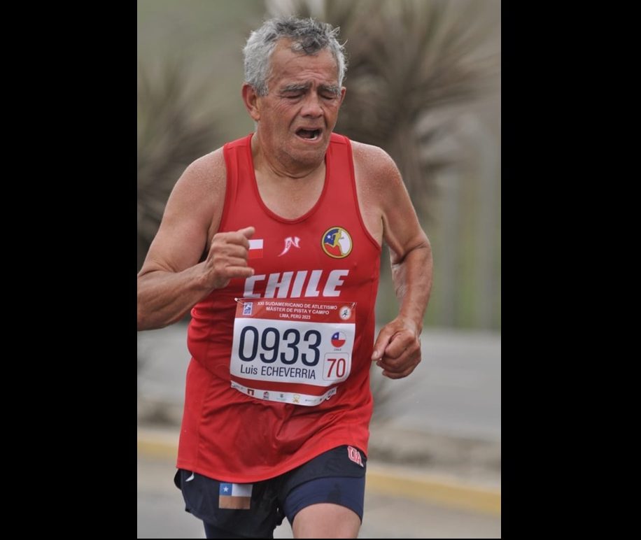 Entrena en la carretera: Atleta de 70 años se prepara para campeonato mundial de atletismo en Suecia