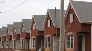 Lanzan plan de acción local para enfrentar déficit habitacional en Valdivia