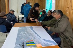 Vecinos de Curiñanco participan de actividades diagnóstico en proyecto de "Pequeñas Localidades"