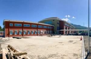 Aseguran que en julio se retomará la terminación de la escuela Fusionada de Los Lagos