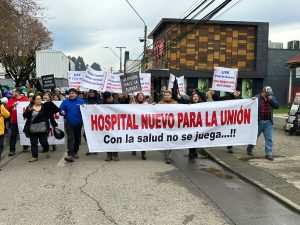 Dirigentes, gremios y autoridades se manifestaron por retrasos en la construcción de Hospital para La Unión