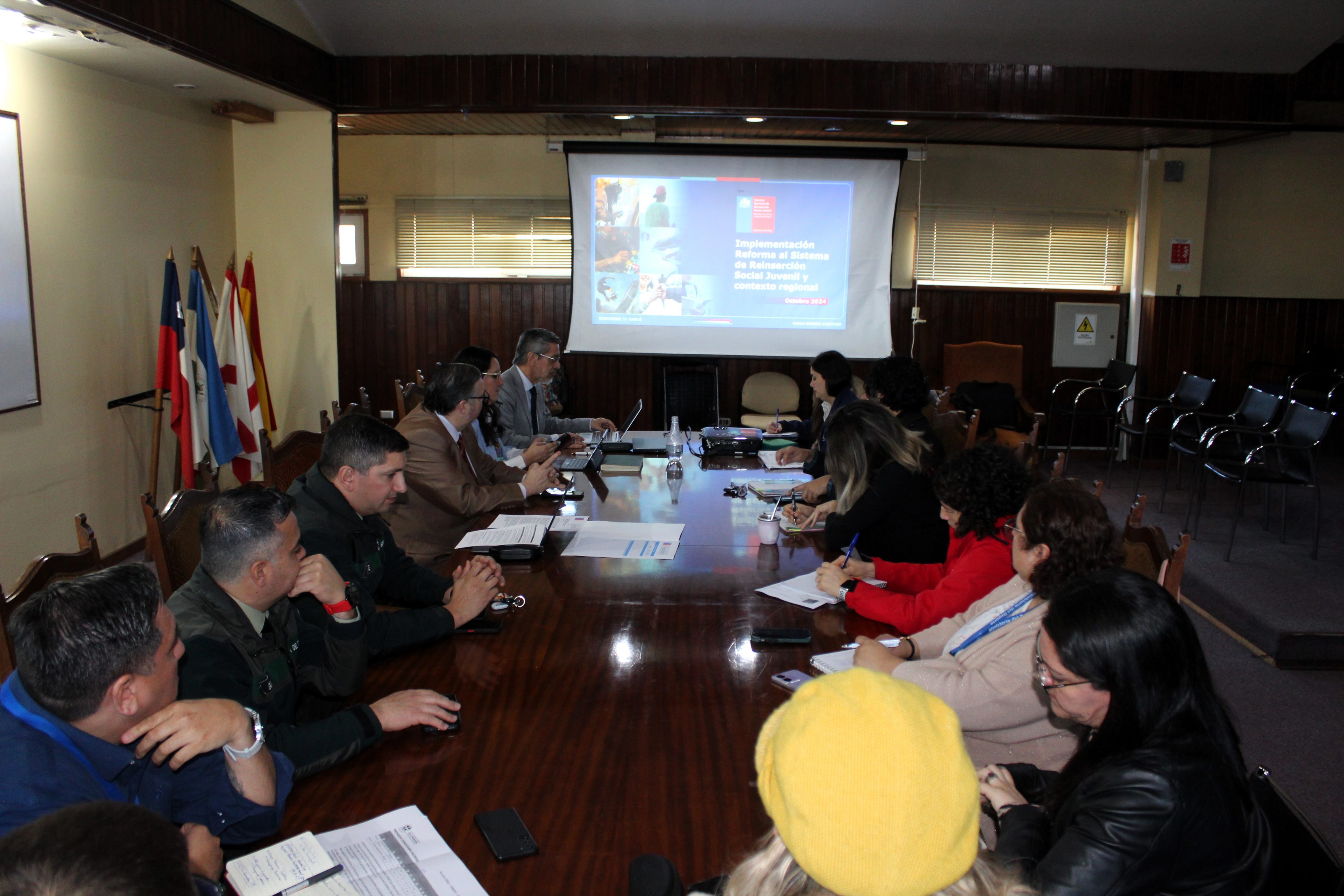 Conforman el primer Comité Operativo Regional de Reinserción Social Juvenil en Valdivia