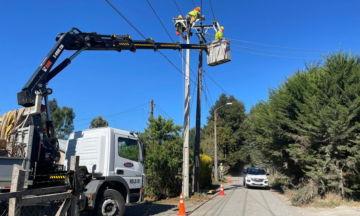 Dos desconexiones para mantenimientos de líneas eléctricas se realizarán esta semana en El Ranco