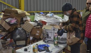Más de seis toneladas de residuos se recolectaron en feria de reciclaje realizada en Valdivia