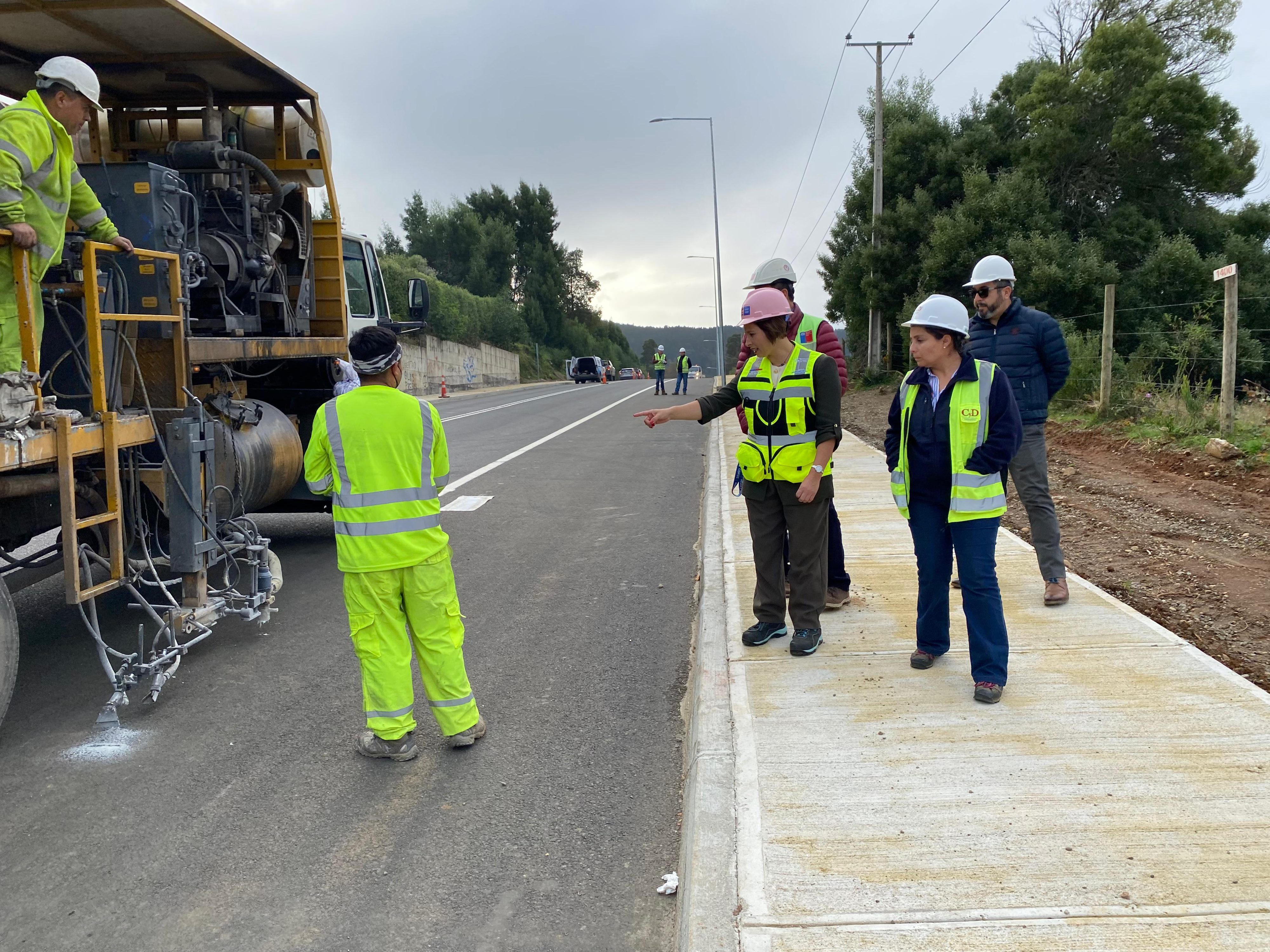 Finaliza pavimentación en ruta costera Torobayo–Curiñanco: Obras se entregarían en noviembre