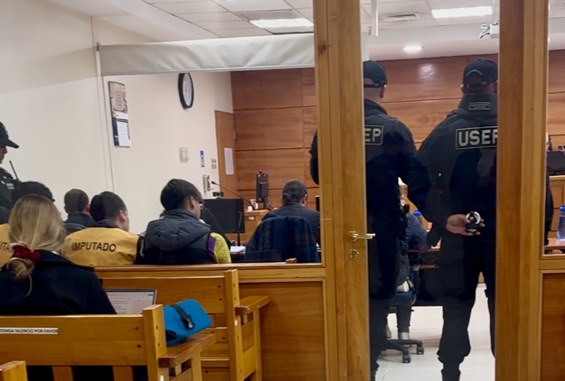 Dictan penas para hermanos condenados por homicidio ocurrido en el centro de Valdivia