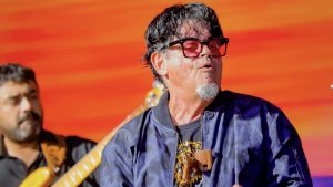 Joe Vasconcellos iniciará gira nacional con concierto en Valdivia para conmemorar 30 años de “Toque”