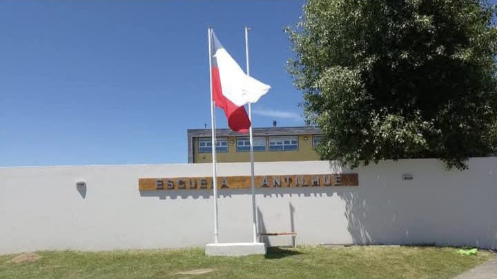 Boletas impagas por más de $8 millones dejó sin luz a escuela de Antilhue: SLEP apunta al municipio