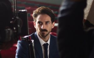 Precandidato presidencial Gonzalo Winter sufrió robo de equipos audiovisuales en Valdivia