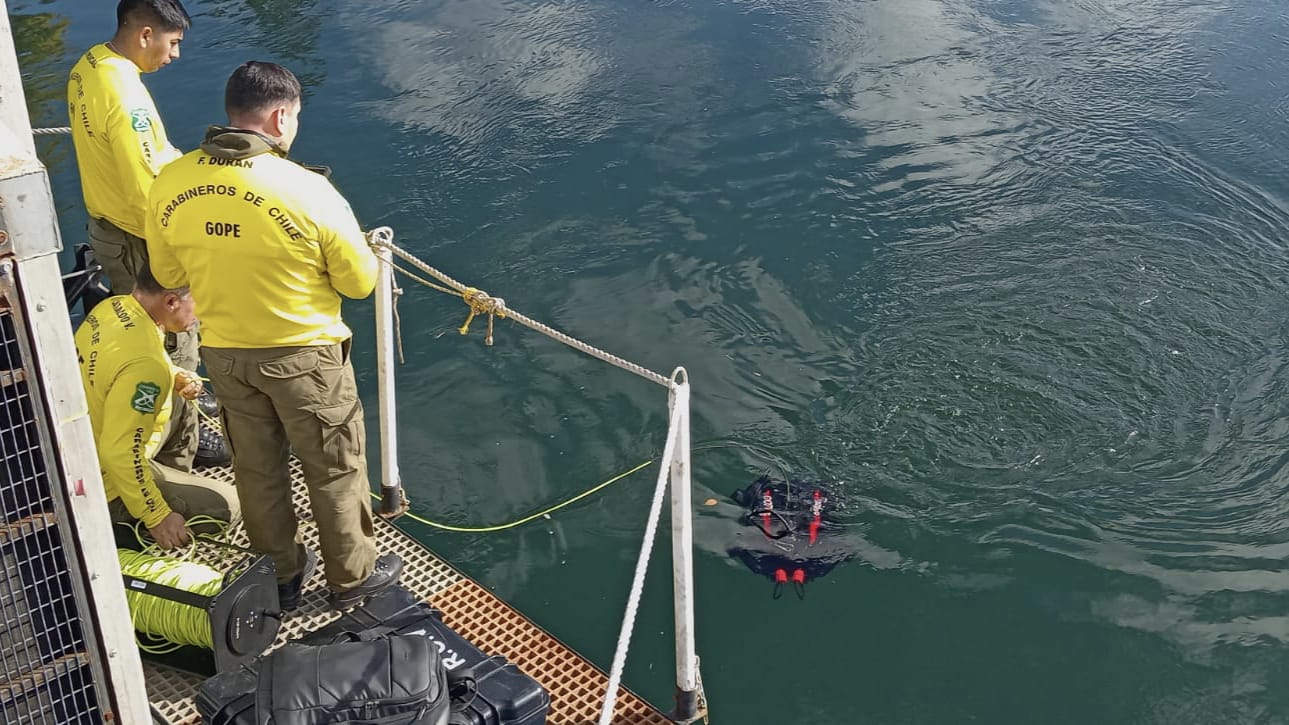GOPE realizó rastreo en el río Calle Calle en Valdivia tras el hallazgo de una granada