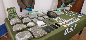 Seis detenidos y $80 millones en droga deja operativo del OS7 en Valdivia y Paillaco