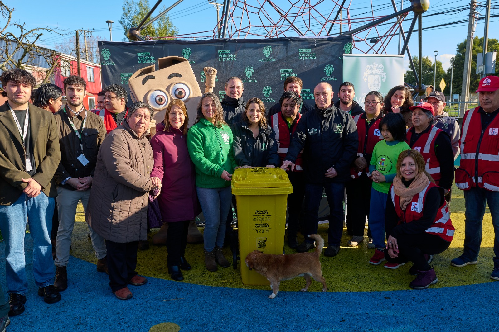Valdivia inicia plan de reciclaje domiciliario con contenedores gratuitos para más de 10 mil hogares