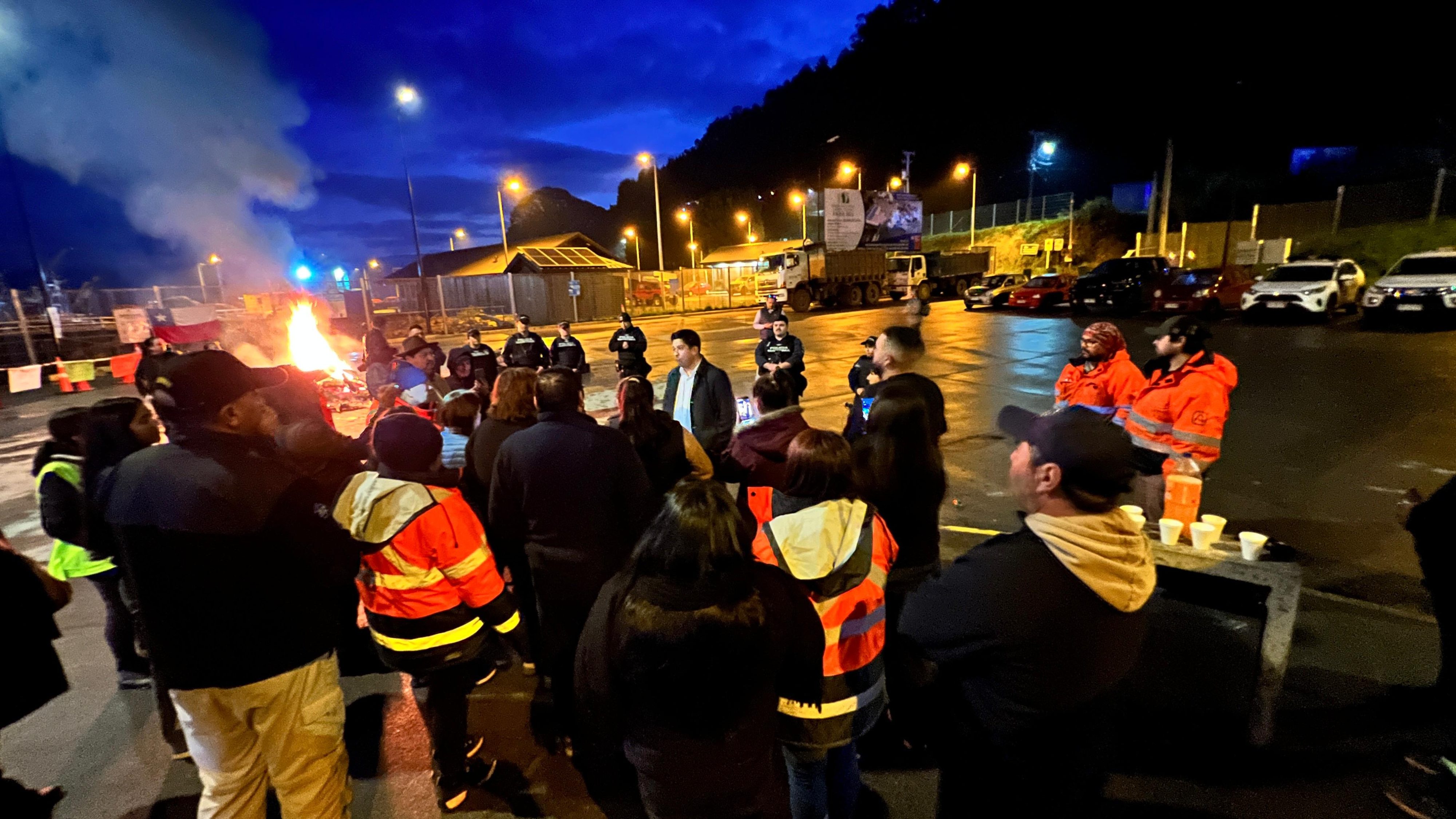 Tras paro de trabajadores: Servicios de barcazas Niebla-Corral retoman recorridos de manera normal