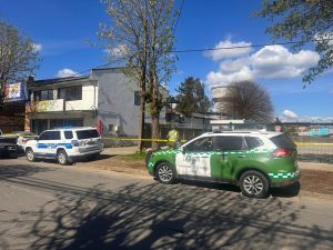 Joven de 19 años resulta baleado en plena vía pública en Valdivia