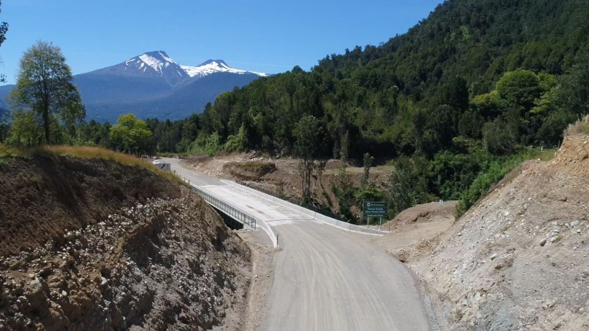 Plan de infraestructura a 30 años en Los Ríos detalla primeras obras que se iniciarían entre 2025 y 2026