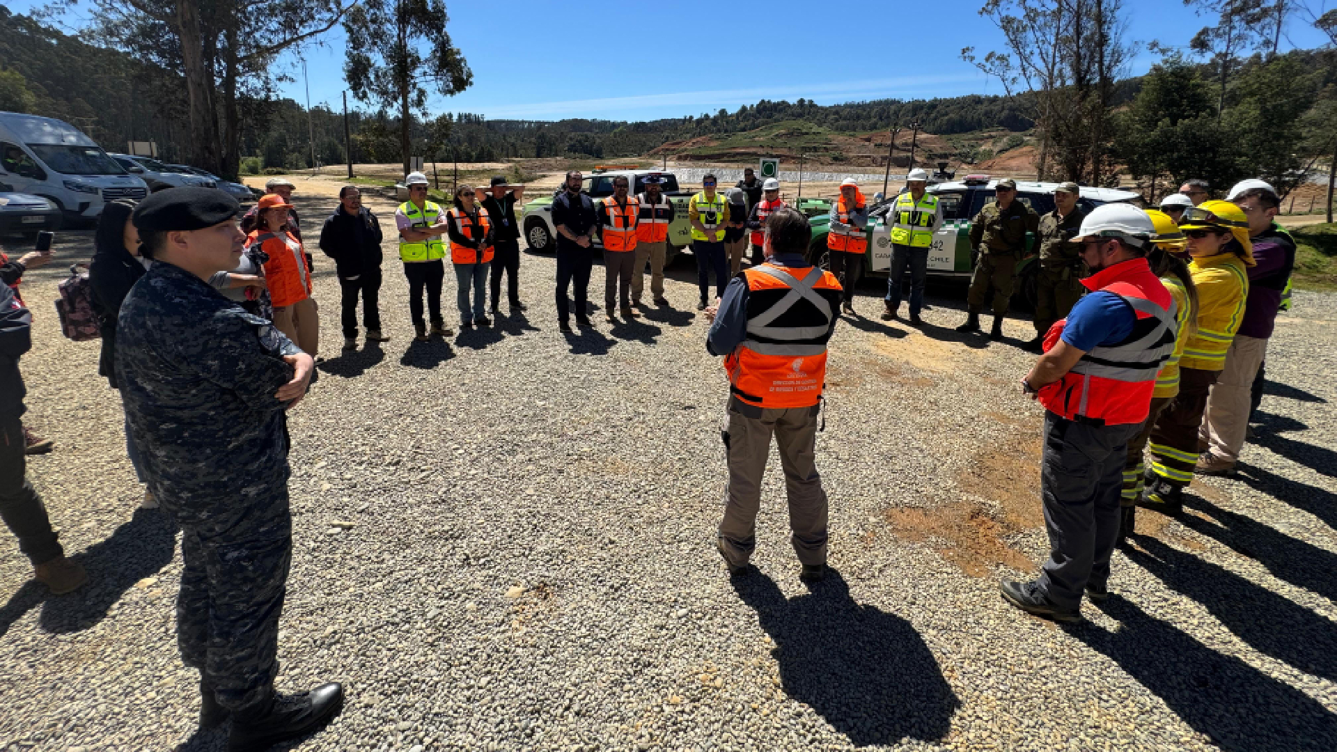 Valdivia, Paillaco y Corral refuerzan cooperación para prevenir incendios forestales