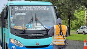 Llegó para quedarse: Inédito control de narcotest a conductores del microbuses de Valdivia