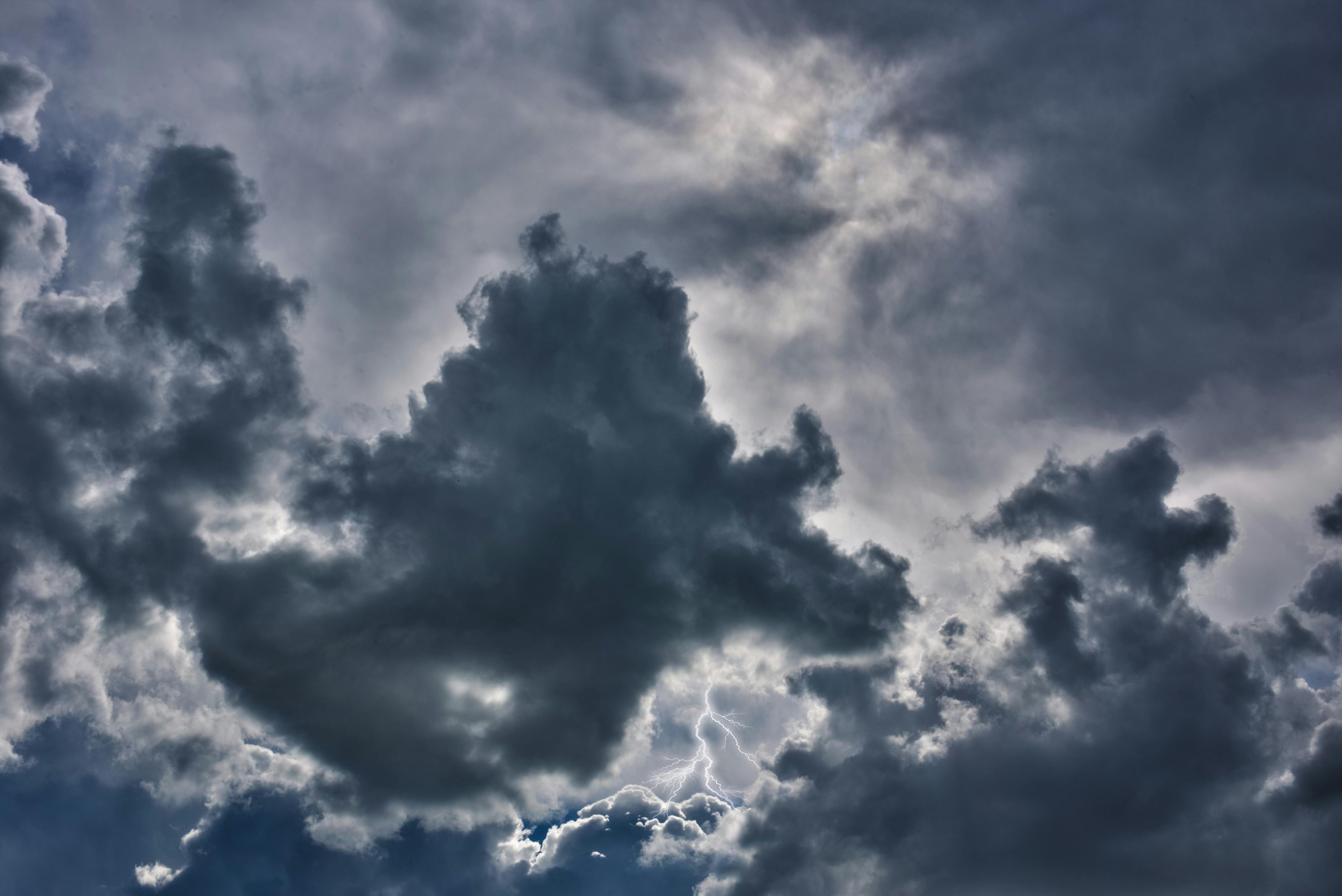 Alerta meteorológica: Tormentas eléctricas y granizos amenazan a la Región de Los Ríos este domingo