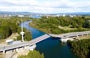 Puente Cau Cau será sometido a nuevo reforzamiento al sistema de levante
