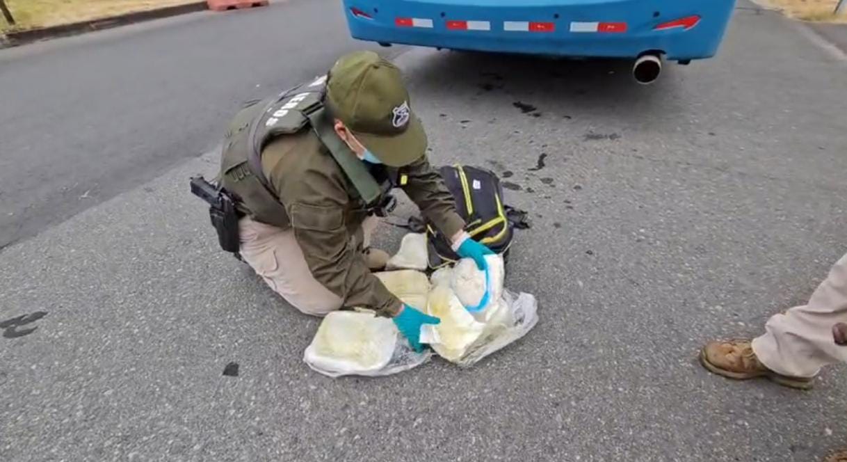 Incautan casi cuatro kilos de pasta base en control carretero en La Unión: Hay un detenido