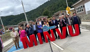 Plan de Emergencia Habitacional supera el 90% en Los Ríos tras la entrega de 60 viviendas en Neltume