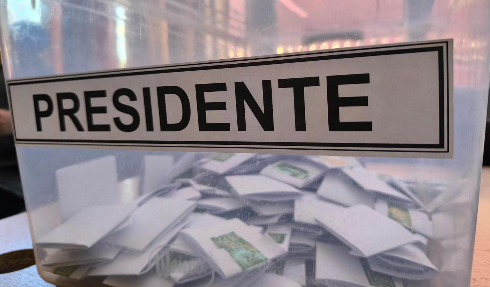 Definen logística para segunda vuelta en Los Ríos: Suspensión de clases y amplio despliegue de seguridad