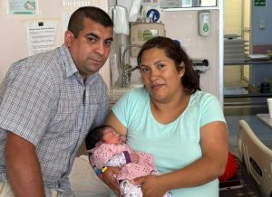 Denisse Esperanza es la primera bebé de 2026 en el Hospital Base Valdivia