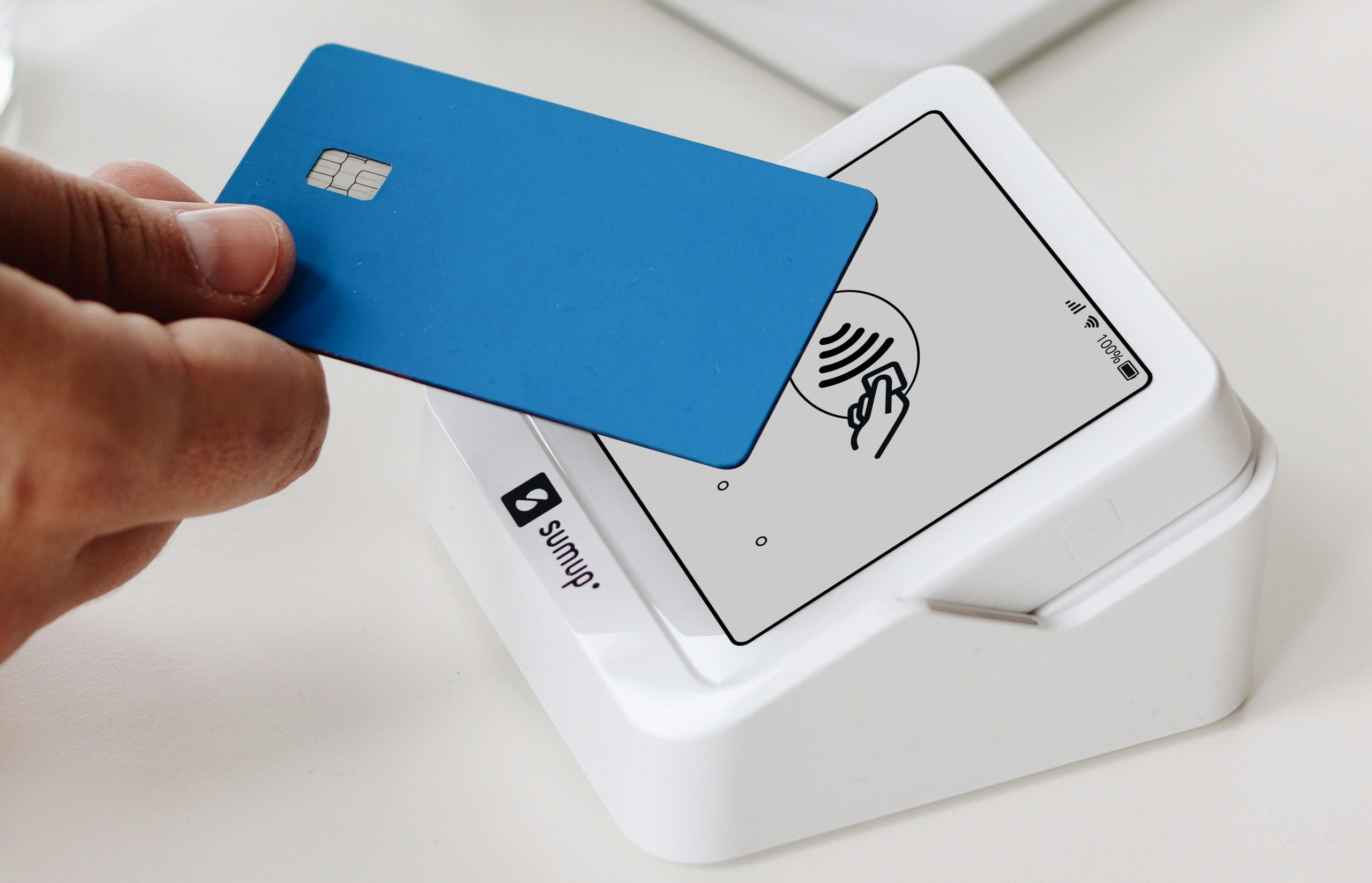 Endeudamiento y género: Una mirada necesaria en nuestro país y que impacta a nuestra región