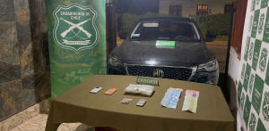 Incautan más de medio kilo de marihuana en control carretero en Valdivia: Pareja viajaba con un menor