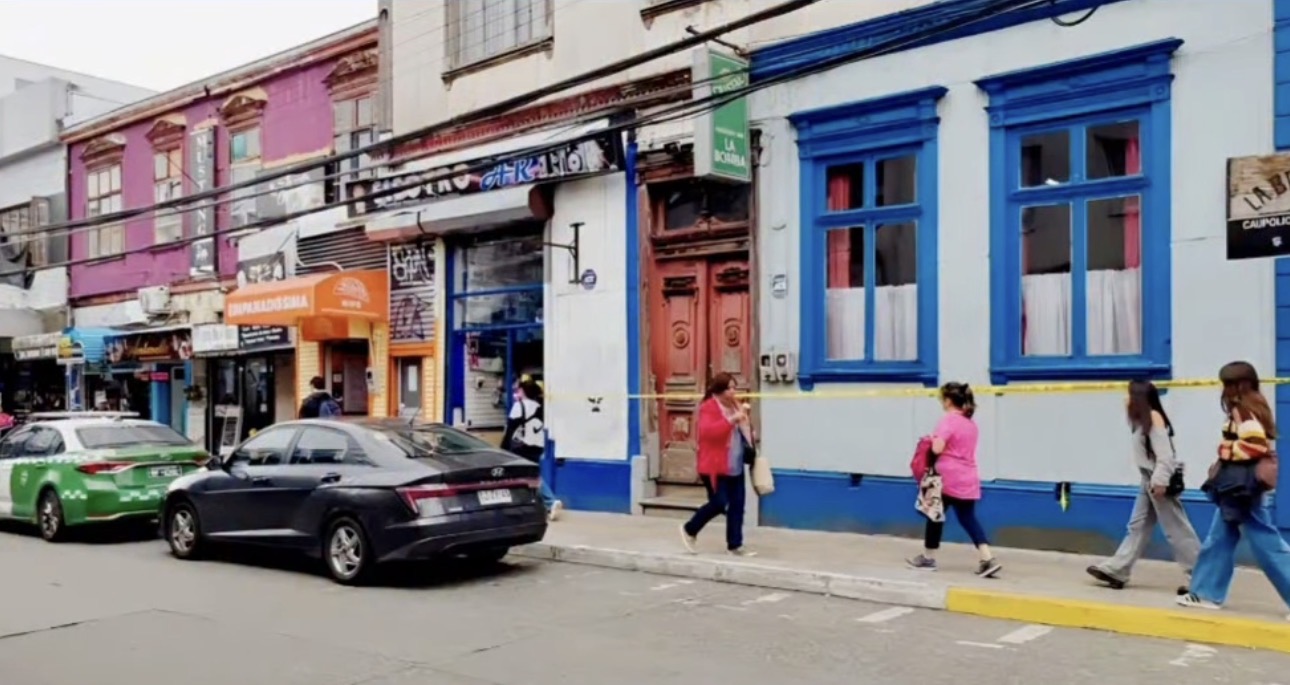 Adulto mayor muere tras sufrir desvanecimiento en restaurante del centro de Valdivia