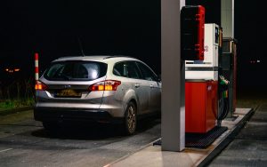 Oposición en Los Ríos por histórica alza de combustibles: “Parece que estamos entrando a un país de emergencia”