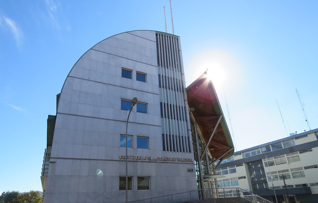 Corte de Valdivia rechaza recurso contra Tesorería por cobro de deudas del CAE