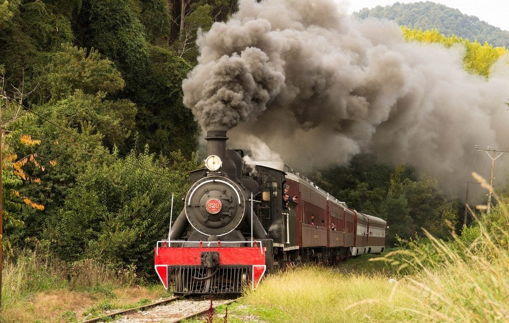 Piden acelerar restauración de coches patrimoniales para retorno del Tren El Valdiviano