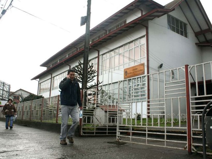 Tras 14 días en huelga: Sindicato del colegio María Auxiliadora de Valdivia firma nuevo contrato colectivo