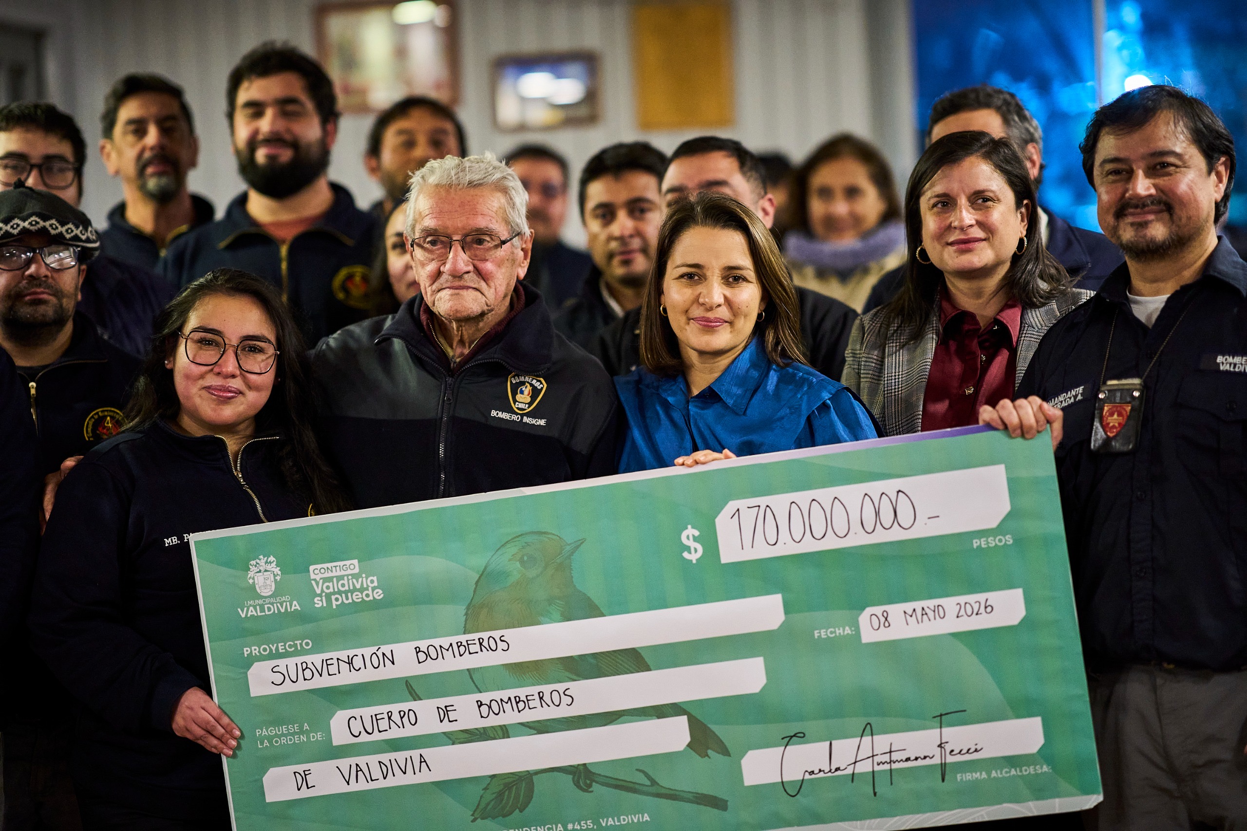 Bomberos de Valdivia recibe histórica subvención de $170 millones para equipamiento y mejoras