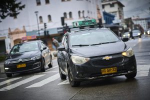 Conoce las fechas y costos del permiso de circulación para transporte público en Valdivia