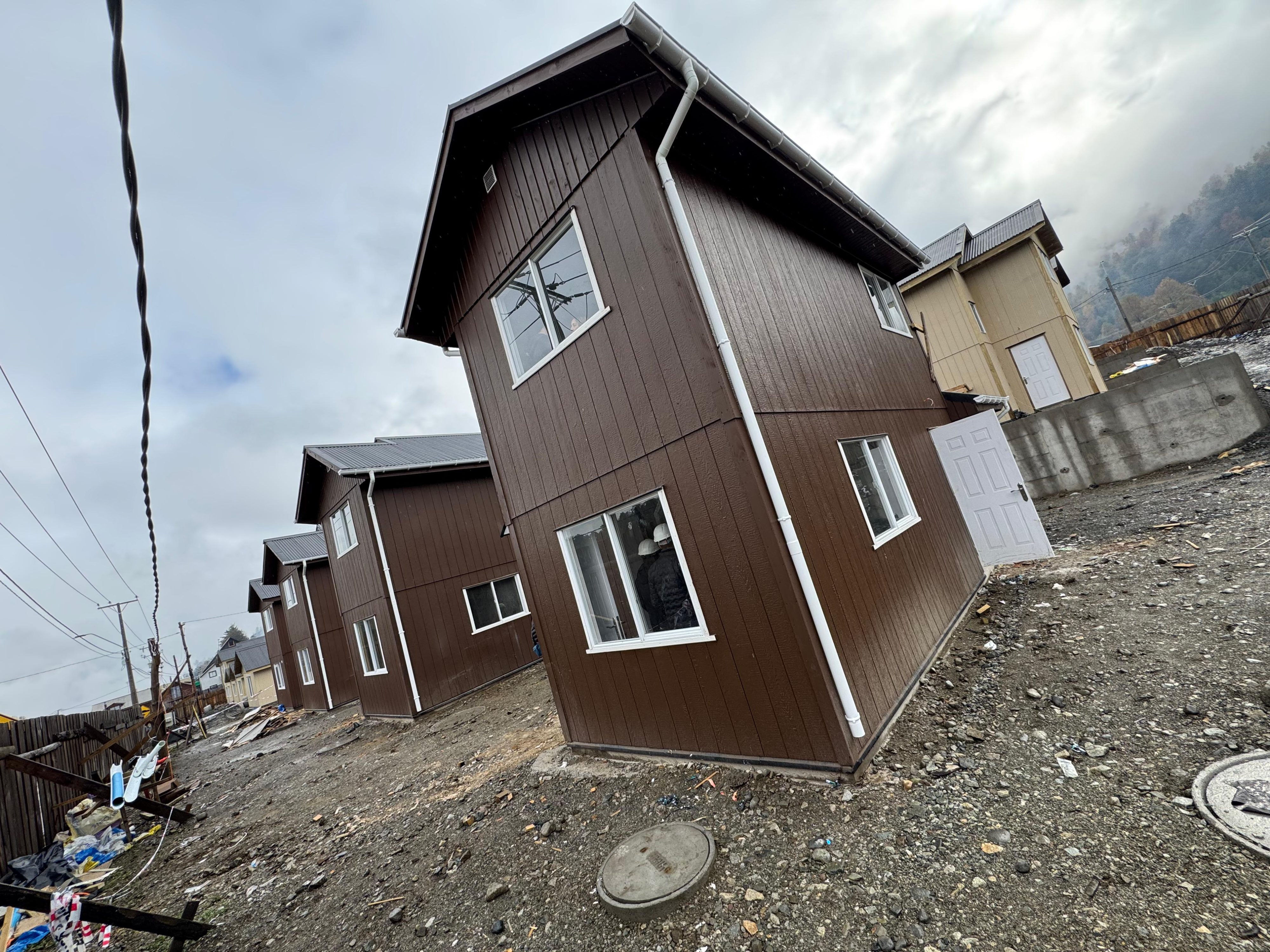 Avanzan obras de conjunto habitacional en Neltume: Proyecto “El Volcán” alcanza un 57% de ejecución