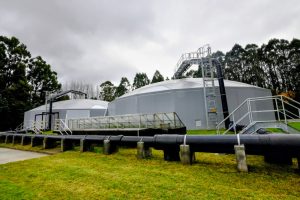 Proyecto pionero en Chile: Aguas Décima encapsuló estación depuradora de aguas servidas en Valdivia