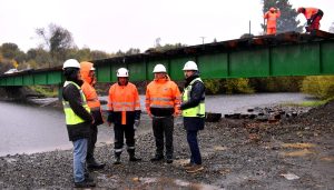 Finalizan mejoras en dos puentes que conectan sectores rurales de Panguipulli, La Unión y Paillaco