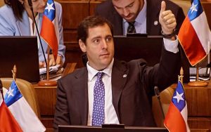 Kunstmann responde por viaje al Caribe en semana distrital: “Dios nos juzgará a todos”