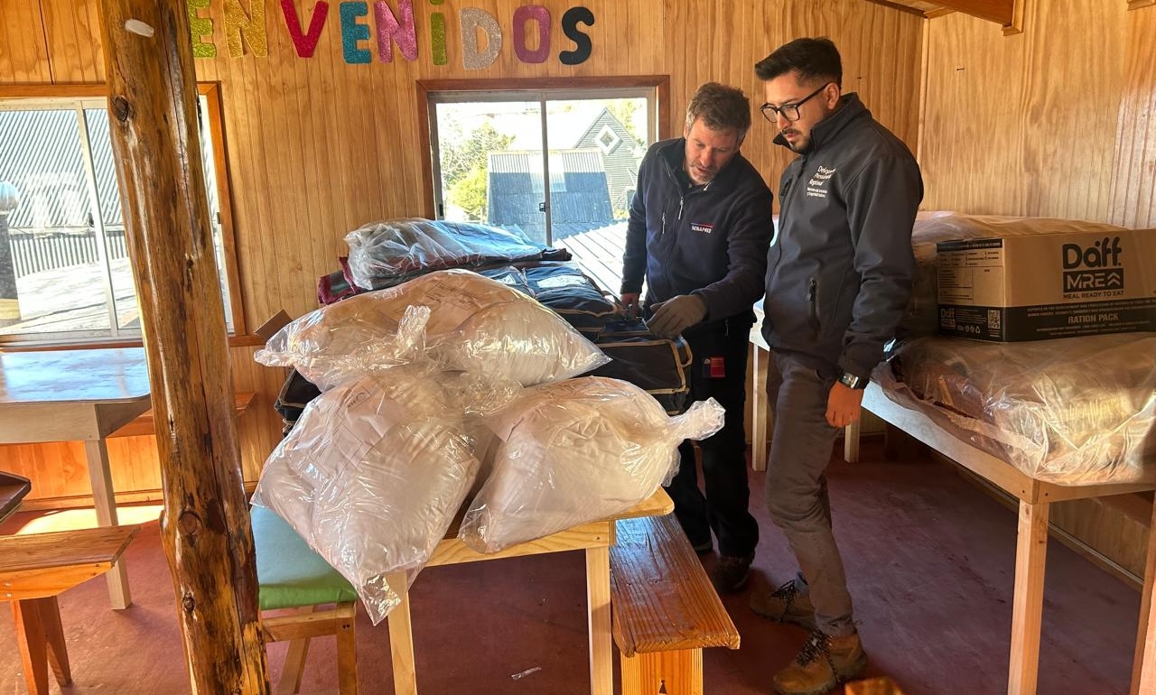 Habilitan dos refugios temporales en Corral ante ingreso de nuevo sistema frontal