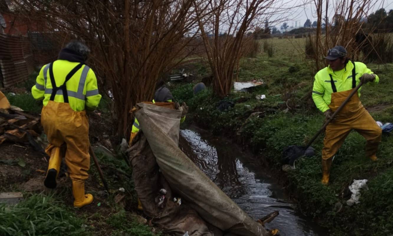 Activan el máximo nivel de respuesta ante emergencias en Valdivia por lluvias intensas y fuertes vientos