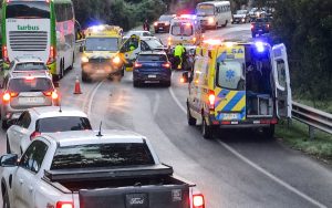 Accidente en Cuesta Cero deja lesionados y llaman a evitar el tramo entre Paillaco y Valdivia