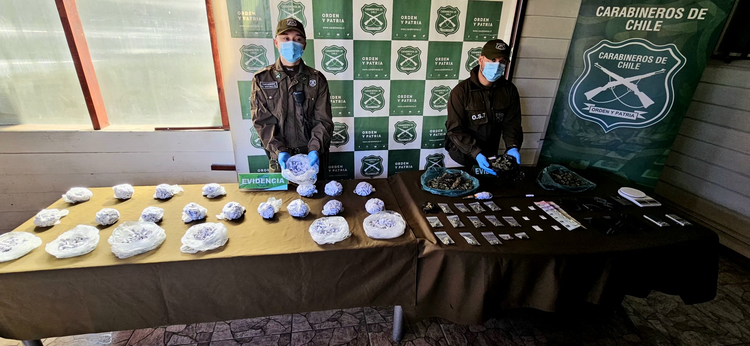 Valdivia: Nueve detenidos y más de 3.400 dosis de droga incautadas en dos operativos