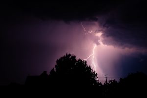 Ante inestabilidad atmosférica: Pronostican tormentas eléctricas en la Región de Los Ríos