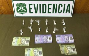 Conductor ebrio fue detenido en Panguipulli con envoltorios de cocaína