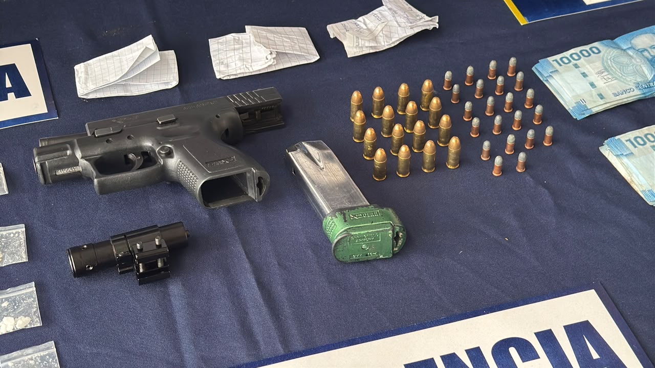“Operación Monopolio” arrojó dos detenidos: Allanan 10 casas e incautan arma y drogas en Valdivia